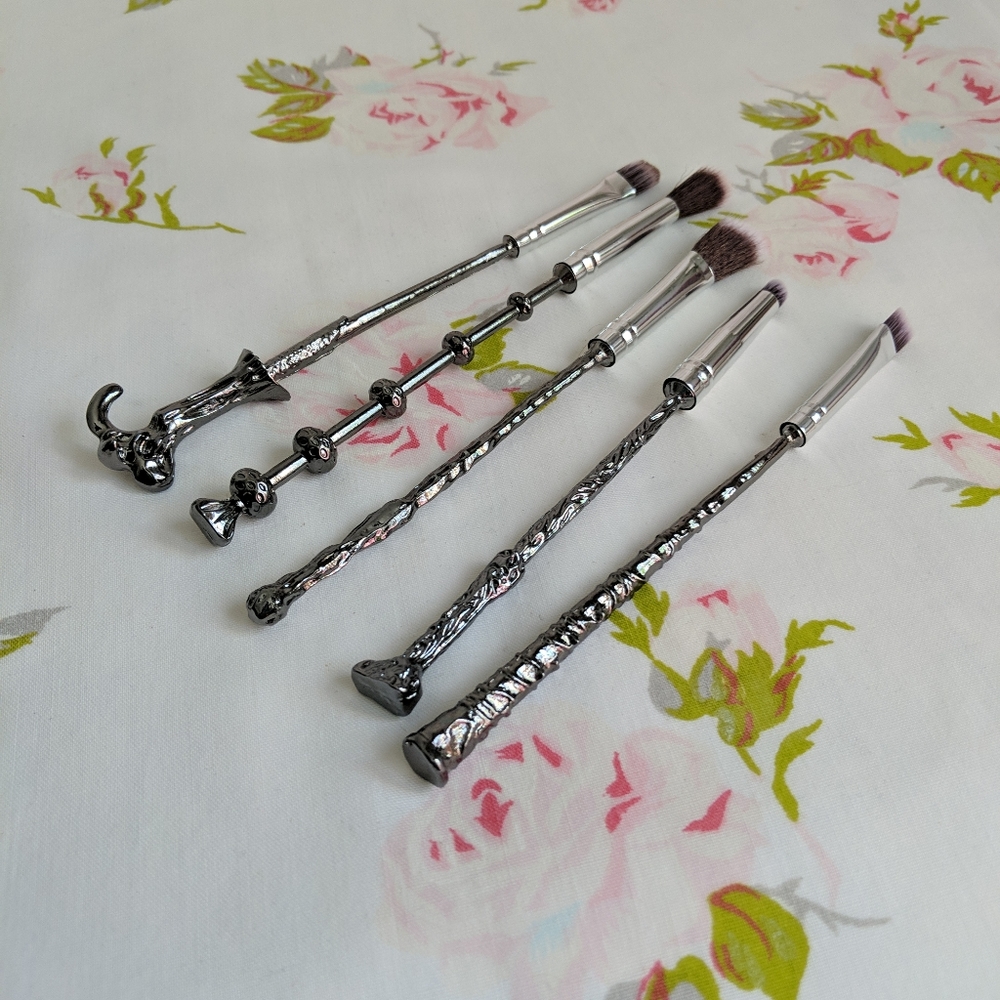 Witchy Makeup Brush Set (Magic Wands) NWOT